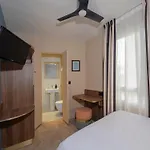 Boronali 3* Paris