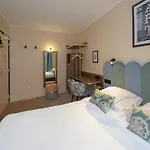 Boronali Hotel