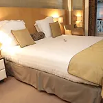 Hotel Boronali