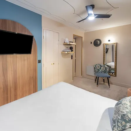 Boronali - Nouvellement Renove Paris